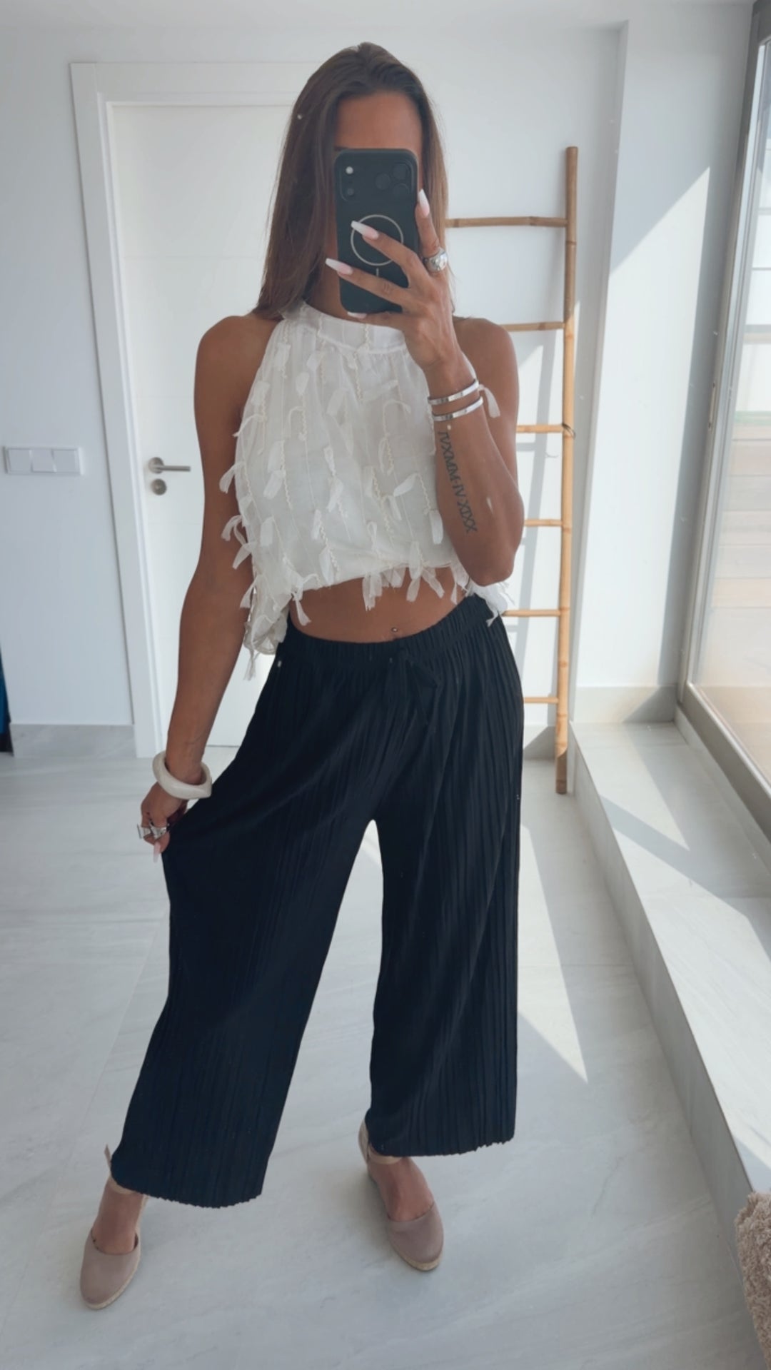 Plissierte Sommer Hose / schwarz Art. 15205