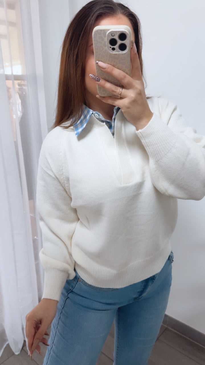 Pullover mit kariertem Blusenkragen / creme - hell blau - weiss  Art. 14180