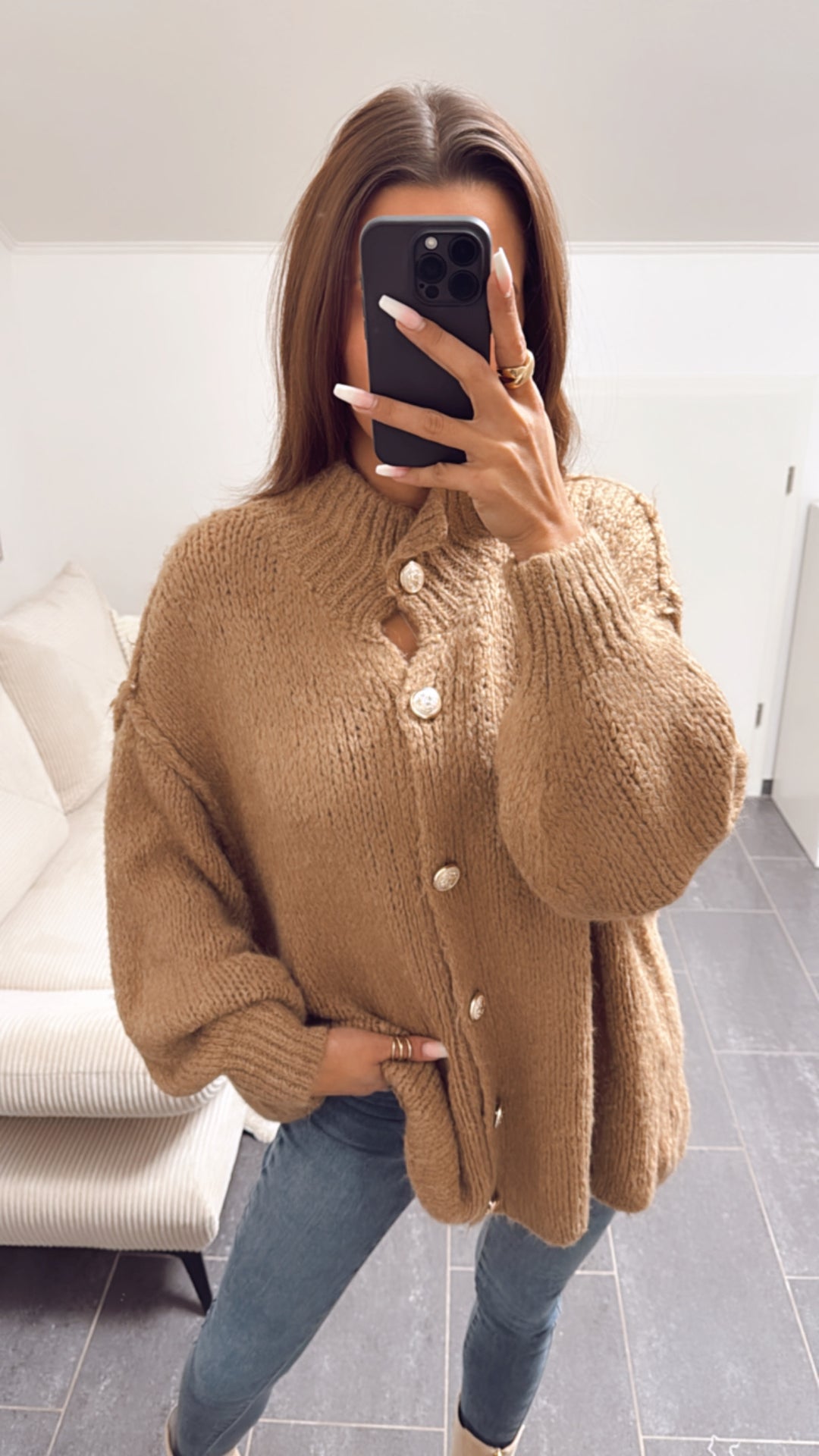 Kuschel Cardigan mit goldenen Knöpfen / camel Art. 8538