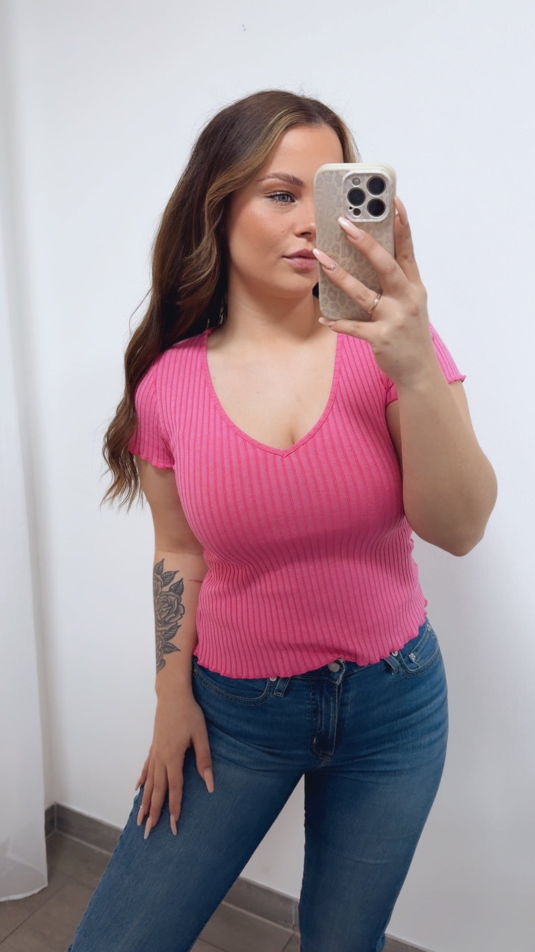 V-Ausschnitt Ripp T-Shirt / pink Art.14712