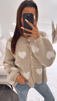 kurzer HERZEN KUSCHEL Strick Cardigan mit goldenen Knöpfen / beige -Creme  Art. 9200
