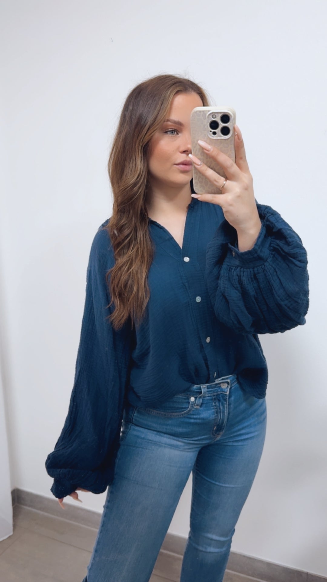 KURZE Oversize Musselin Bluse BALLONÄRMEL / Ultra dunkel blau Art. 14721
