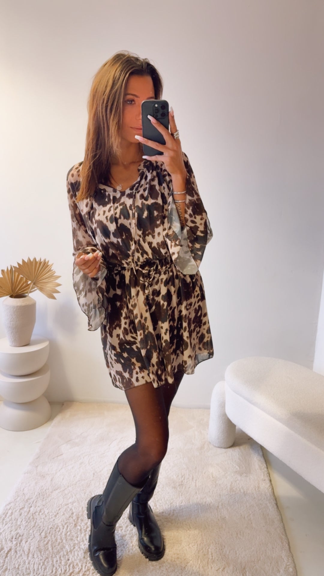 leichtes Kleid im ausgefallenen Muster / schoko braun - creme  - schwarz Art. 13186