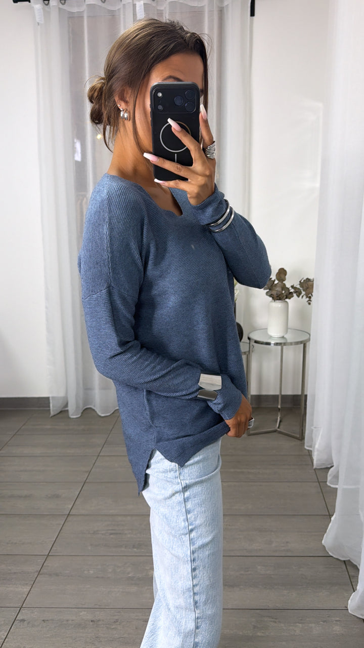 Gerippter Feinstrick Pullover mit V-Ausschnitt / denim blau Art.16366