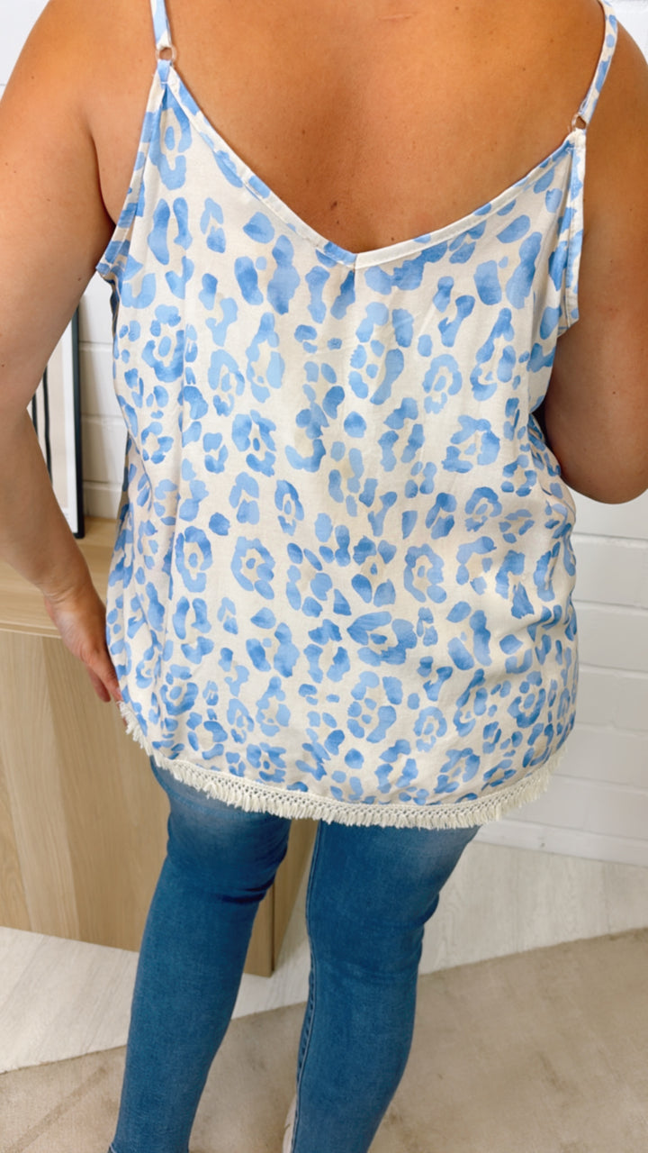 LEO Top mit Fransen Saum / creme - weiss - hell blau Art. 11001