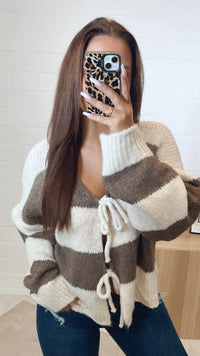 STREIFEN Strick Cardigan zum schnüren / creme - taupe Art. 11259