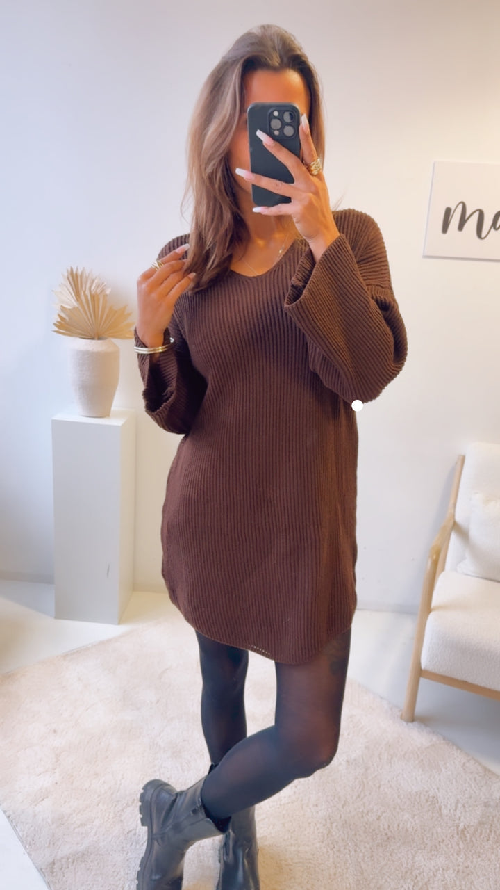 gradliniges Strick Kleid mit weitem Arm, V-Ausschnitt / schoko Braun Art. 12767