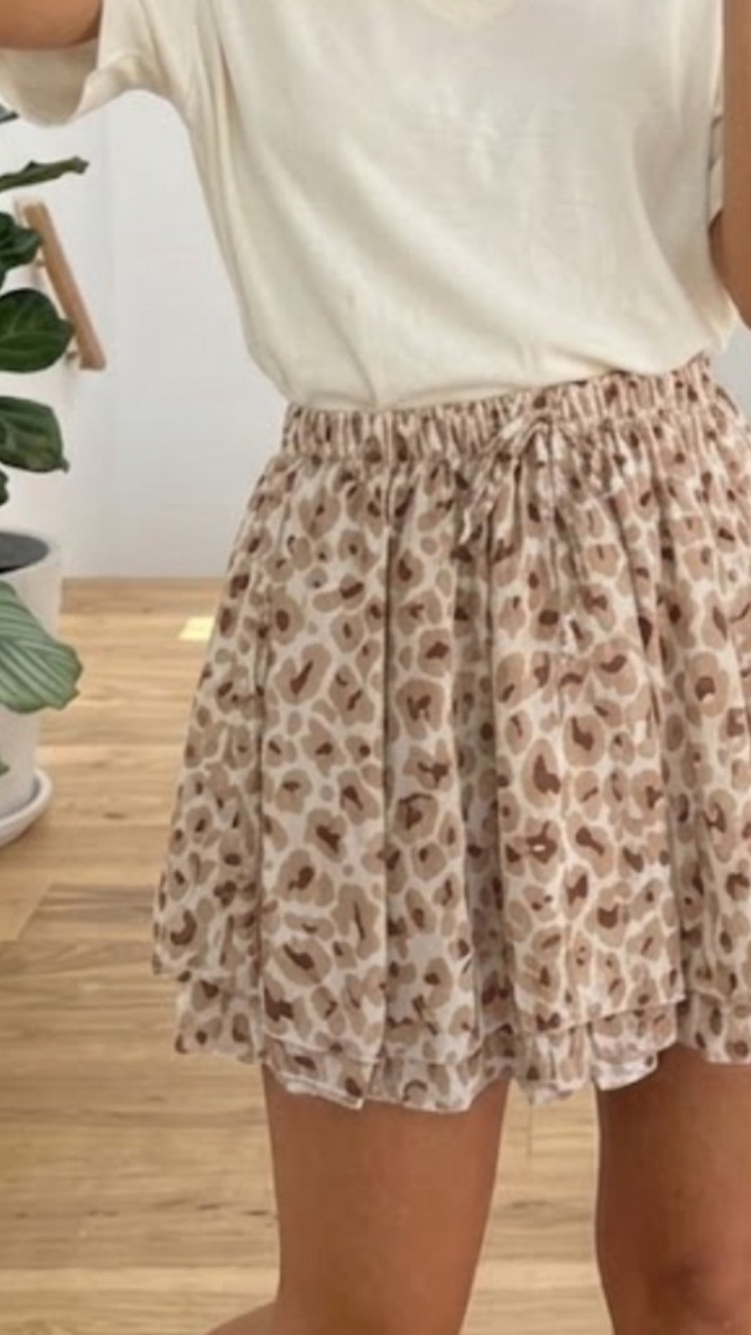 LEO Volant Hosen Rock / weiss - beige - braun Art. 15507