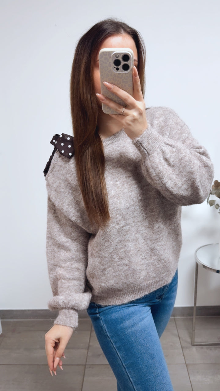 ONE SHOULDER Pullover, Punkte Schleife / taupe - creme meliert Art. 13815