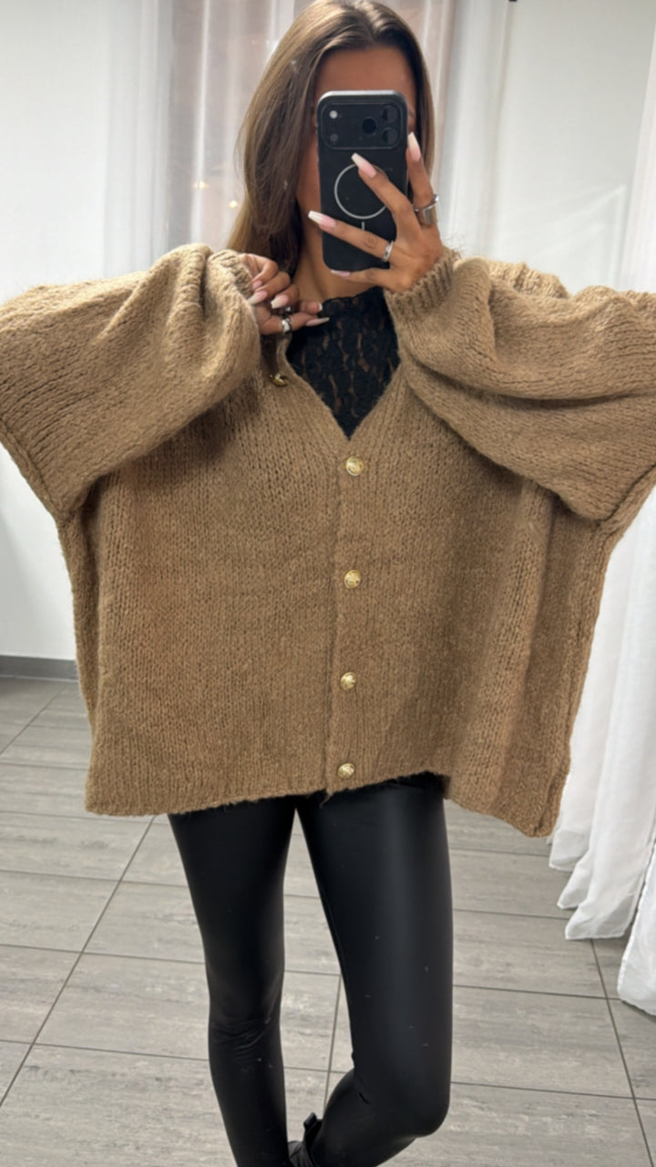 Kuschel Cardigan mit goldenen Knöpfen / Caramel  Art. 8538