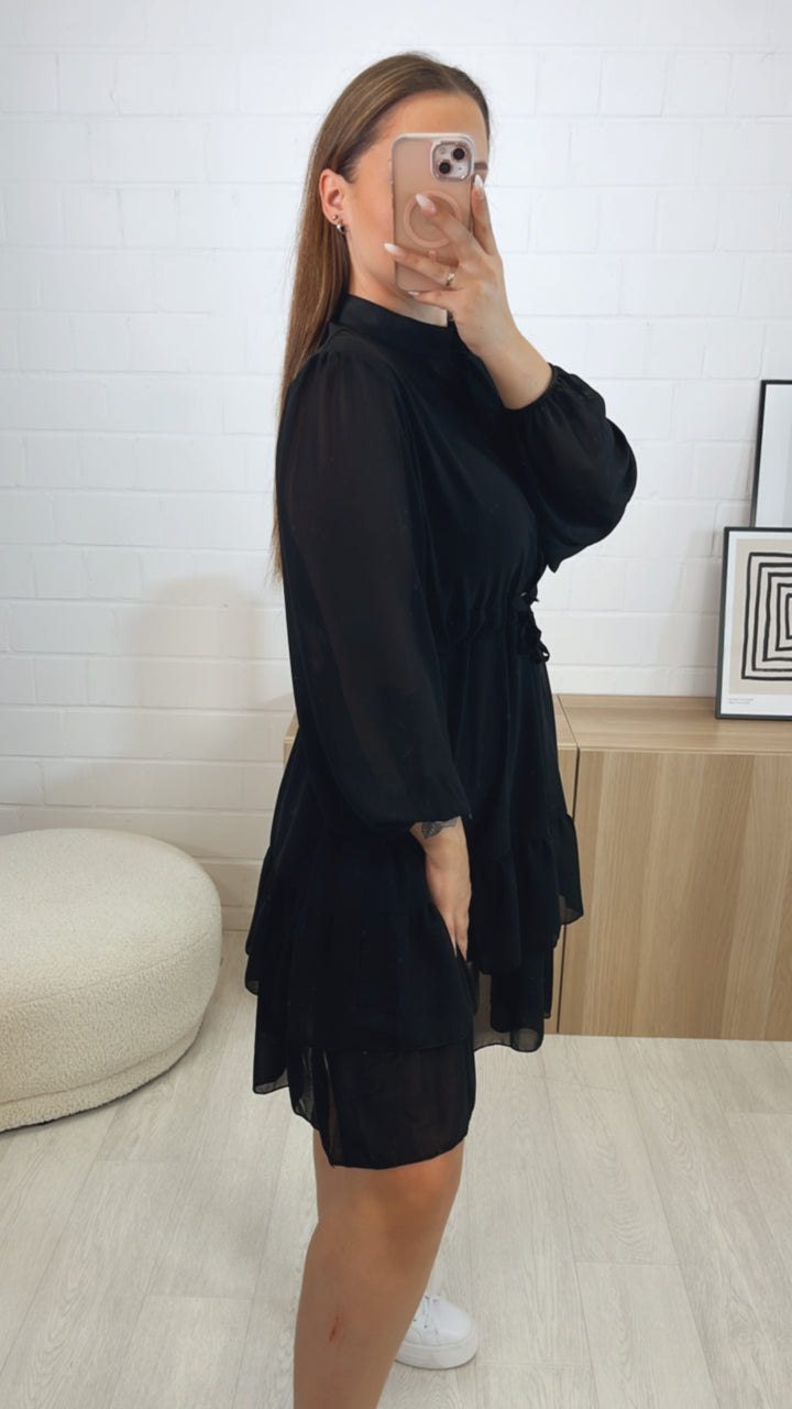 Schickes Kleid mit verstellbarer Taille / schwarz Art. 9787