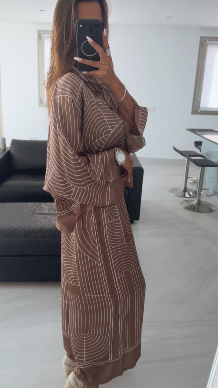 Set aus Bluse und leichter Hose " LINE DESIGN " / light taupe - weiss Art. 15949