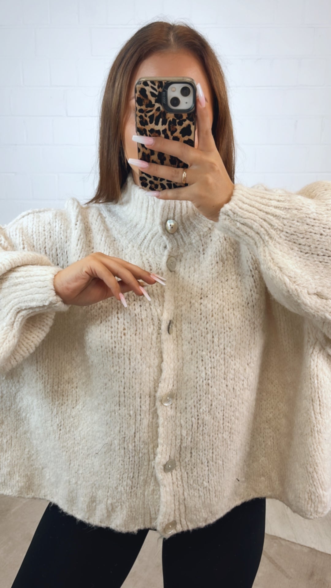 PERLMUTT KNÖPFE Kuschel Cardigan / wollweiss Art. 12361