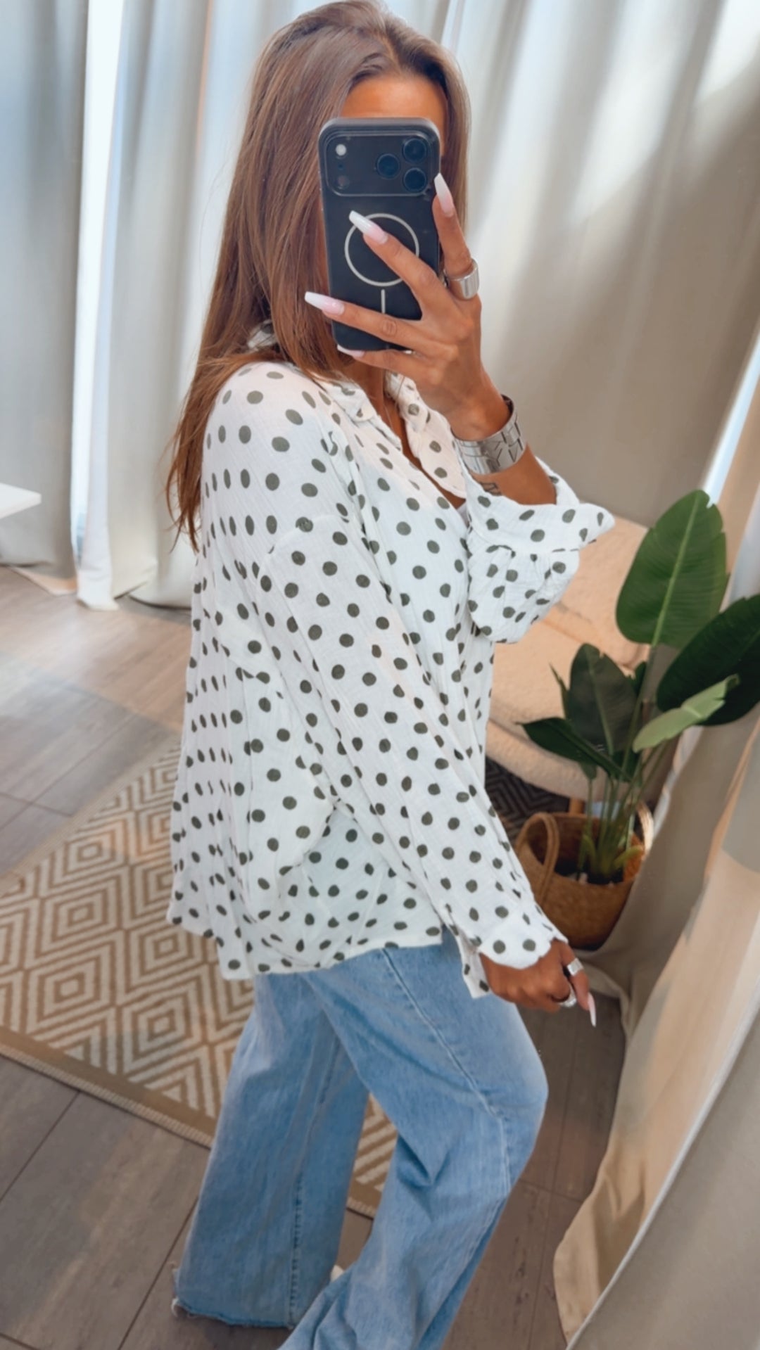 PUNKTE KURZE Oversize Musselin Bluse / weiss - olive Art. 15267