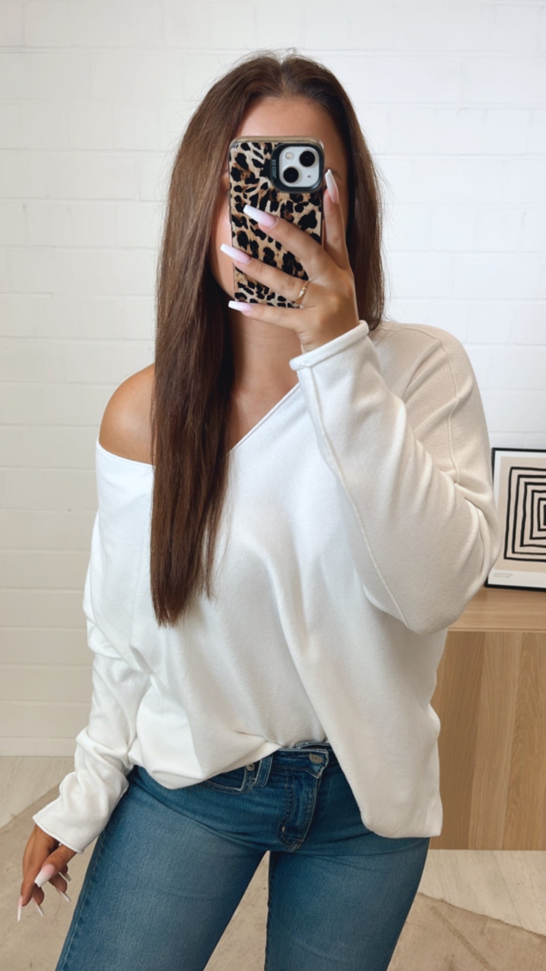 WEITER leichter, super weicher Pullover, V-Ausschnitt / weiss Art. 11186