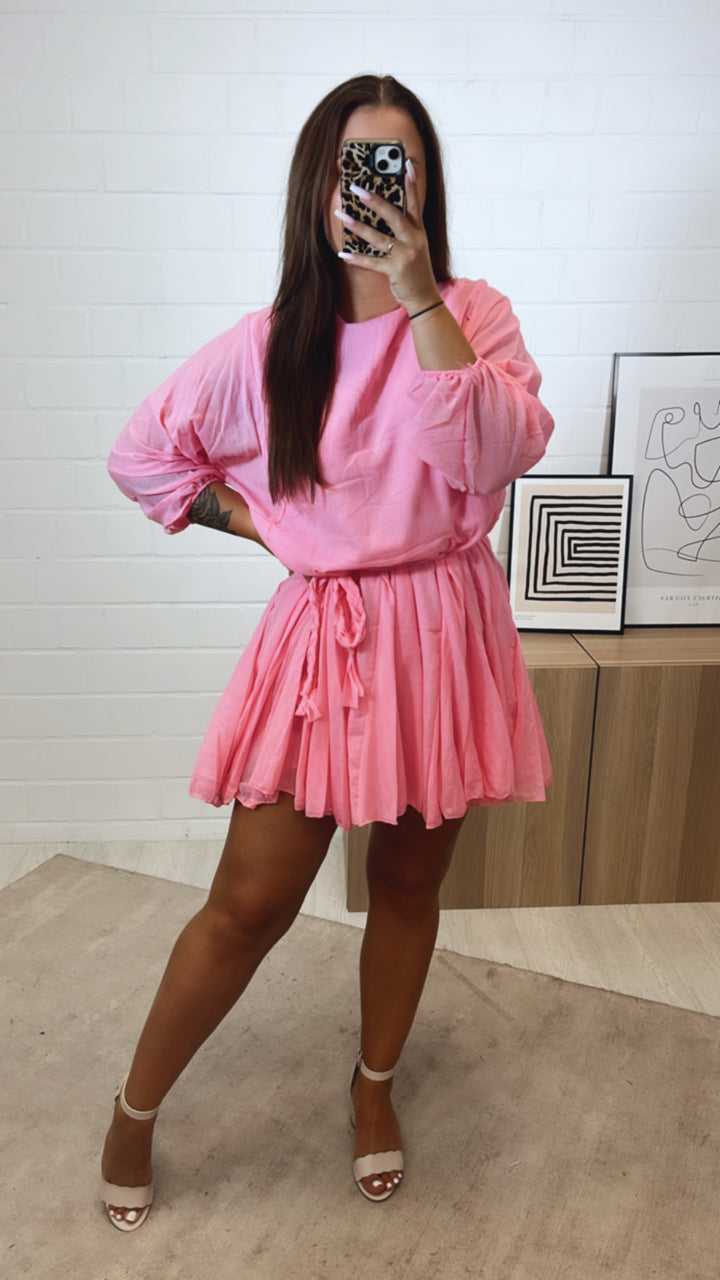schickes Kleid mit geflochtenem Gürtel / pink Art. 10491