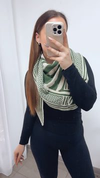 ZEBRA Kaschmir - Mix Dreiecks Schal / grün - beige Art. 14353