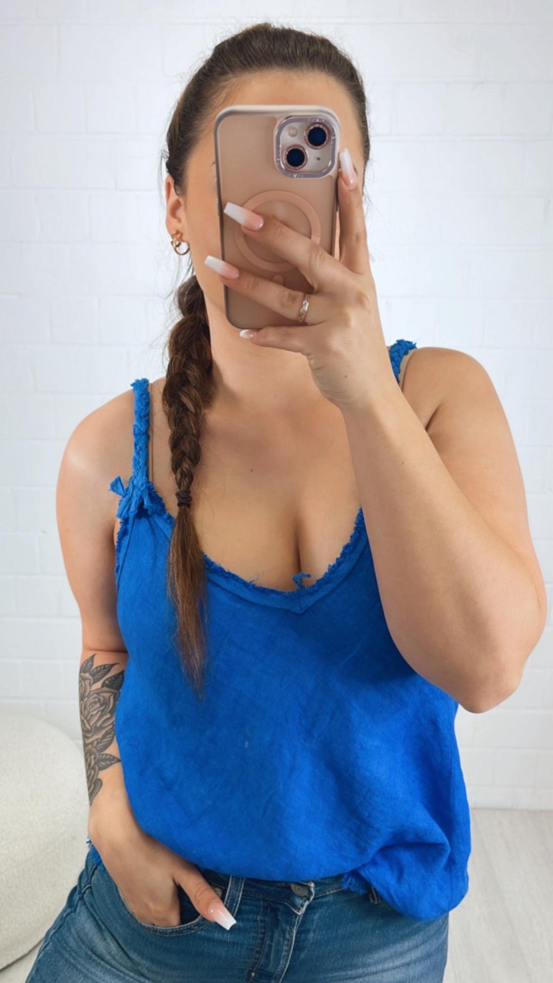Leinen Top mit geflochtenen Trägern / royal blau Art. 10246