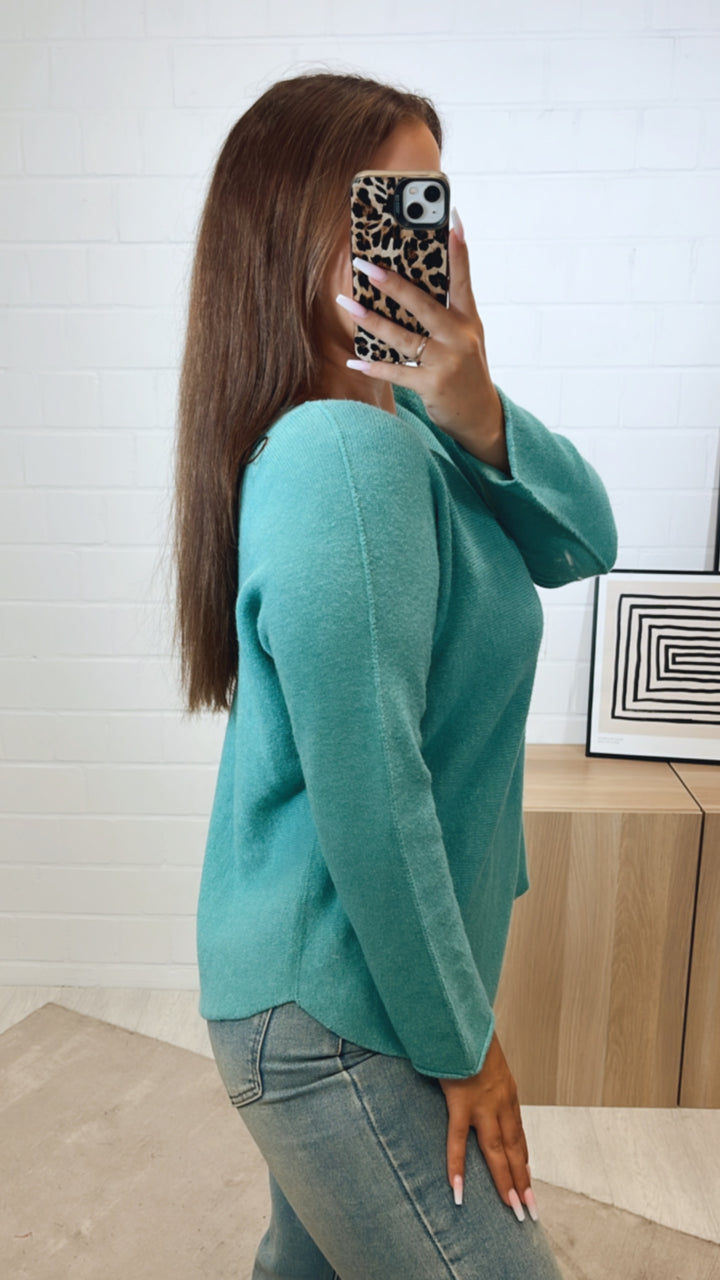 Leichter, super weicher Pullover, V-Ausschnitt / petrol Art. 11199