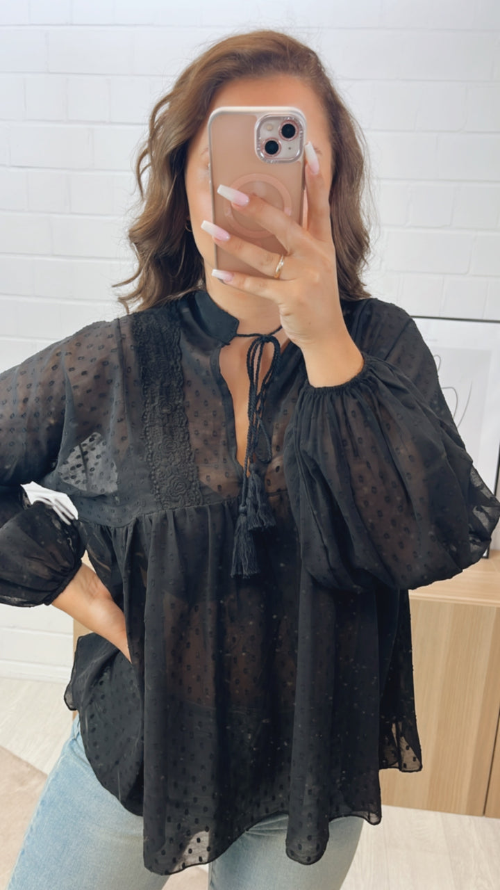 Romantische Bluse / schwarz Art. 10476