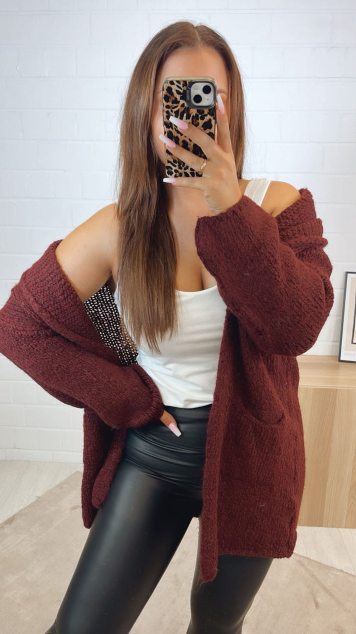 weicher Cardigan mit Kapuze, Taschen / bordeaux - rot Art. 122331