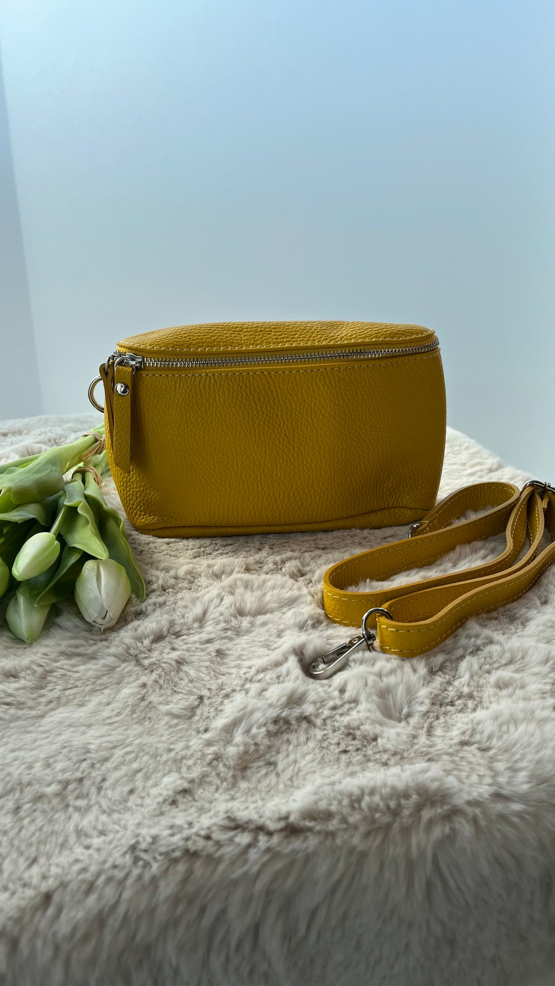 ECHTLEDER Cross Over Nugget Tasche / gelb Art. 14497