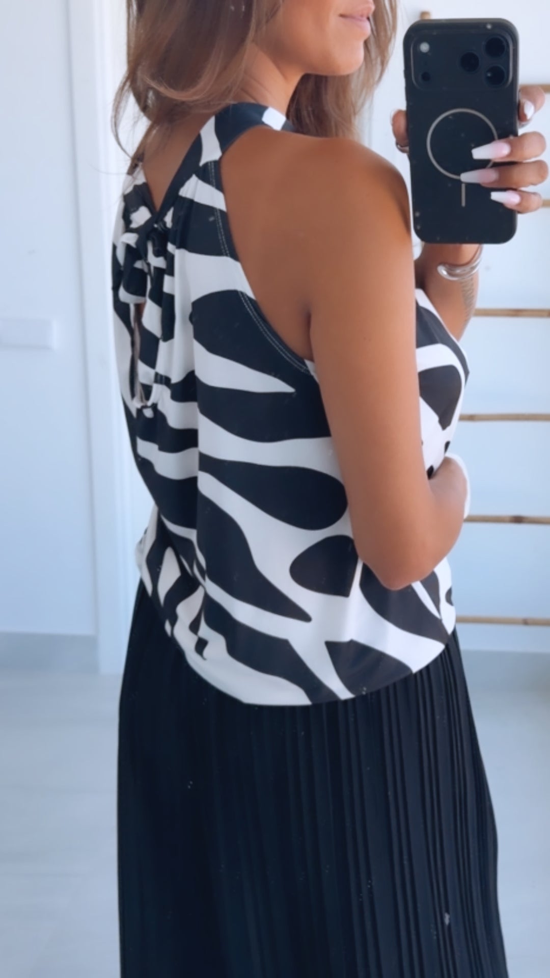 VORBESTELLUNG! ZEBRA ärmelloses Top / schwarz - creme Art. 15209