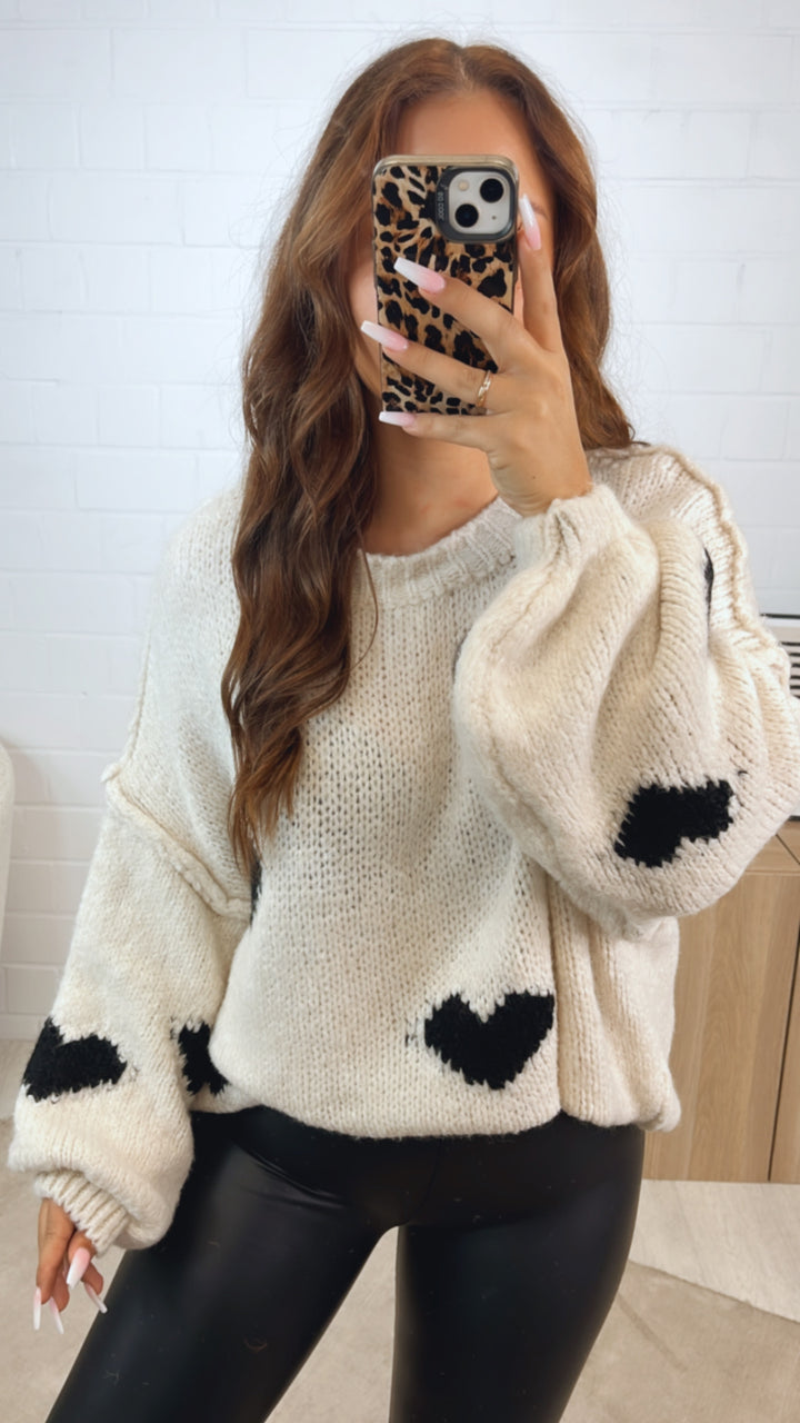 HERZEN Oversize Kuschel - Pullover / creme - schwarz Art. 12313
