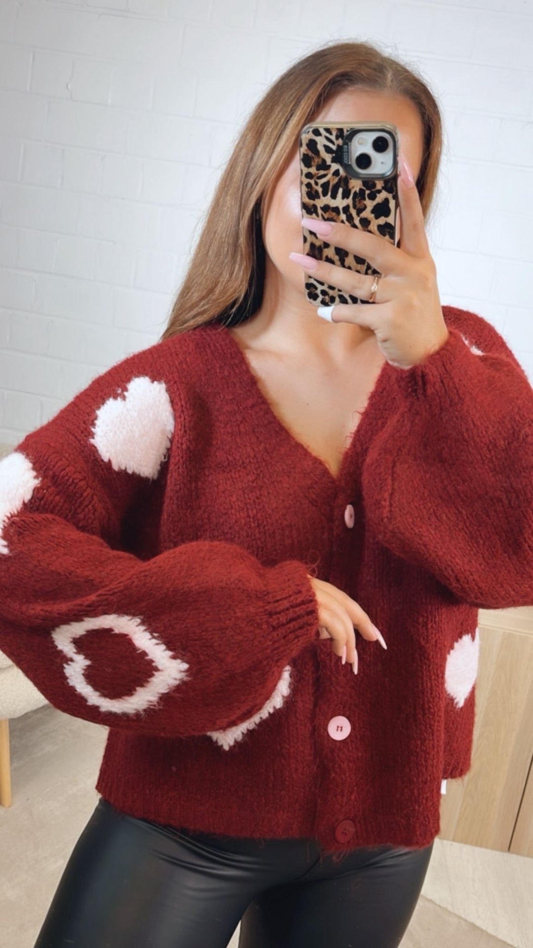 HERZEN Cardigan mit bunten Knöpfen / bordeaux rot - zartes soft rosa Art. 12536