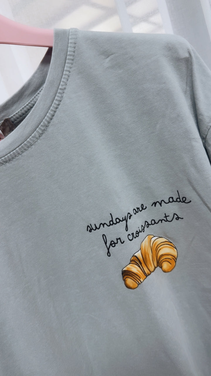 T-Shirt " Sundays are made for " / hell grau Art. 14744