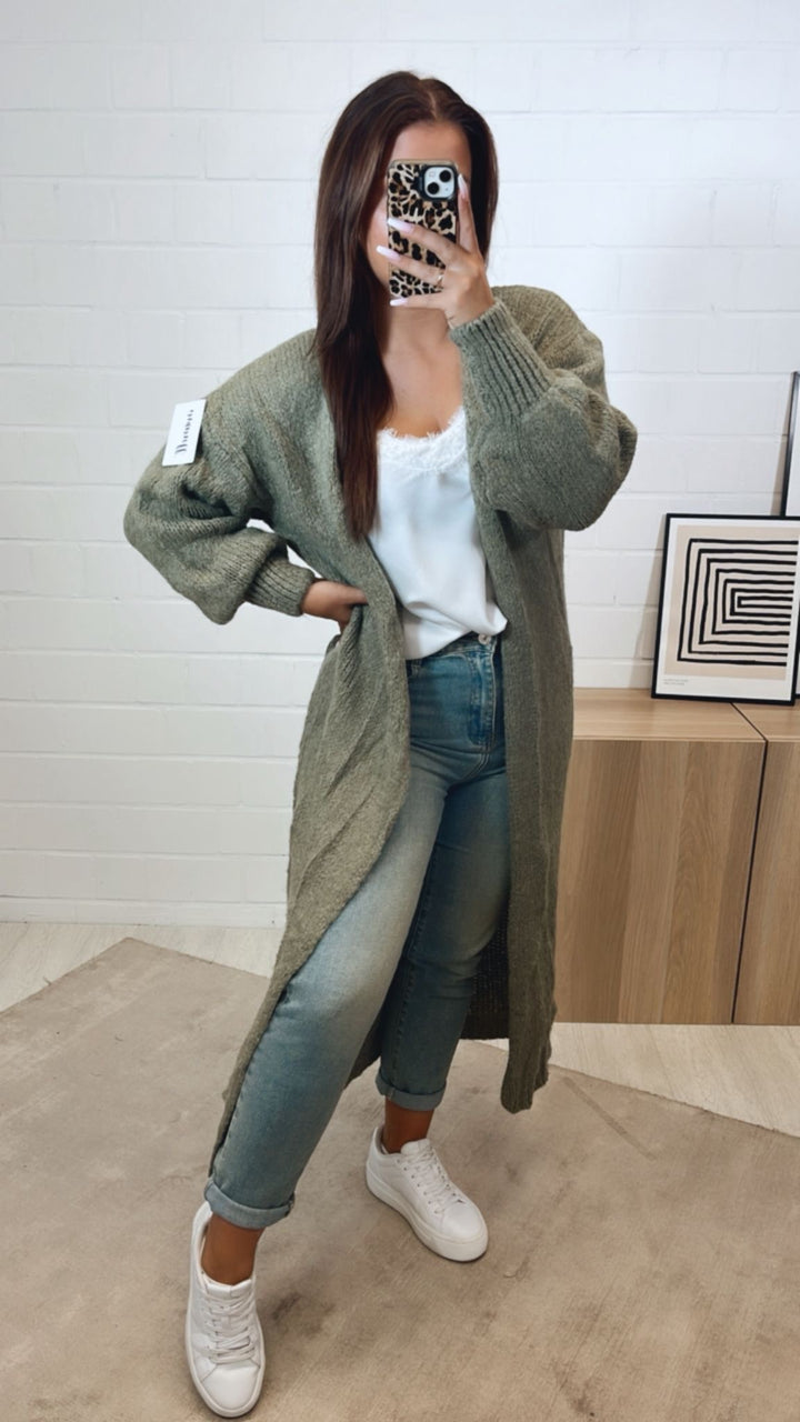 Langer Kuschel Cardigan / khaki Art. 12280