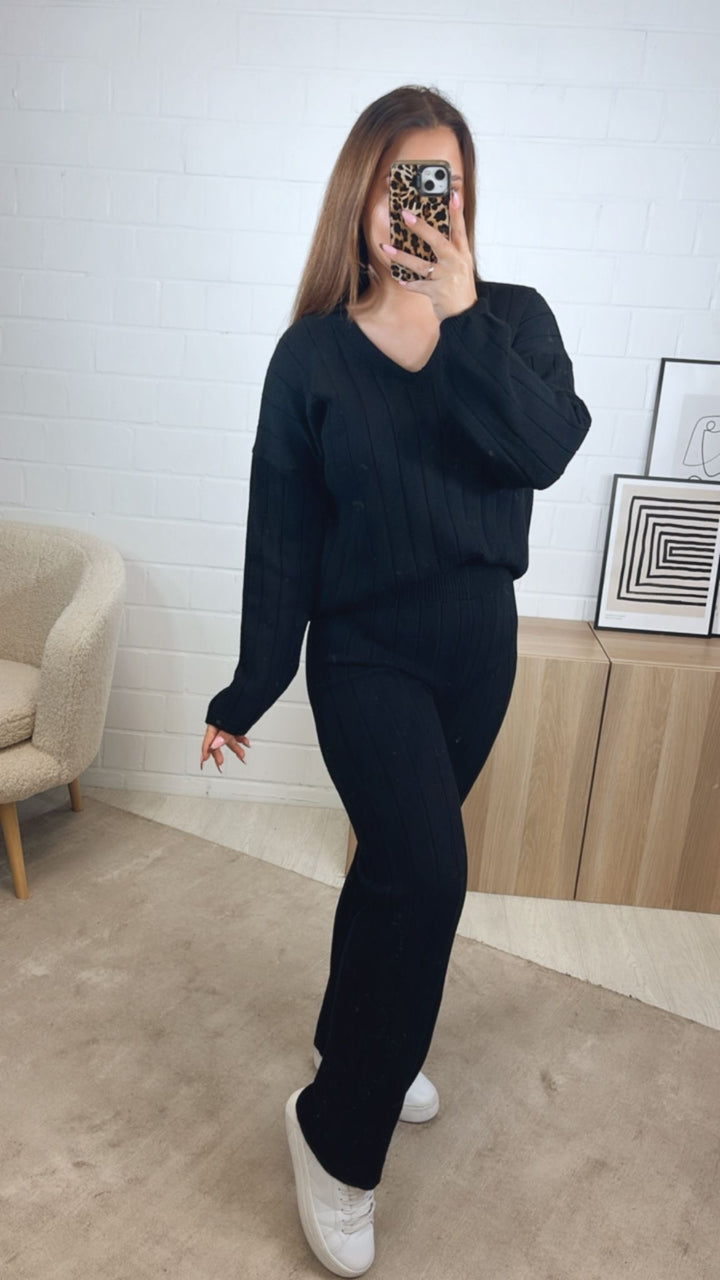 Strick Zweiteiler aus Pullover und Hose / schwarz Art. 12845