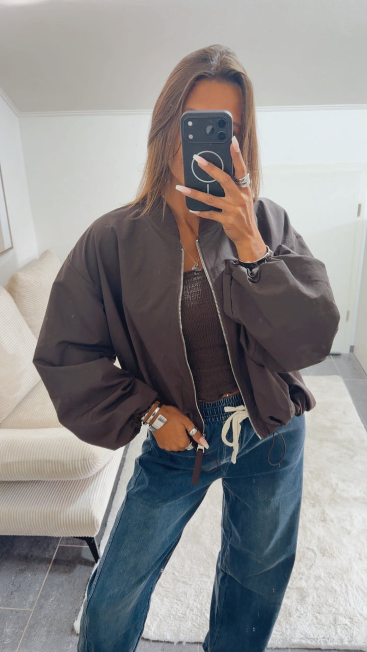Oversize Jacke mit Ballon Saum / braun Art. 16028