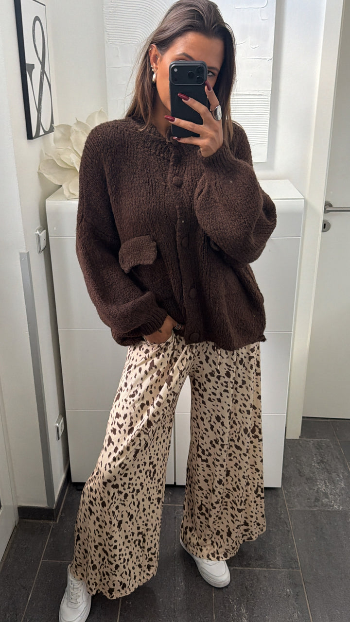 Oversize Strick Cardigan mit Taschen, Strick Knöpfe / Schoko braun Art. 16455