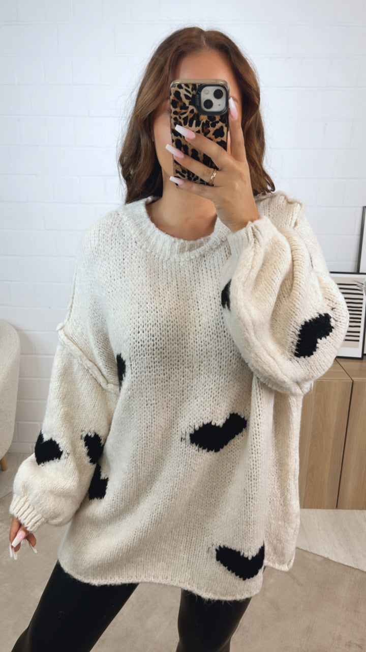 HERZEN Oversize Kuschel - Pullover / creme - schwarz Art. 12313