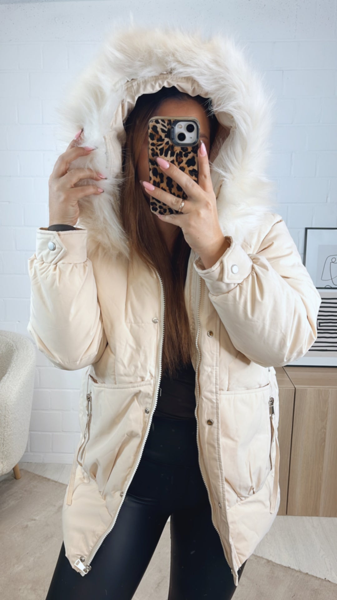 mittellange Stepp Jacke, abnehmbarer Kapuzenkragen / creme Art. 12870