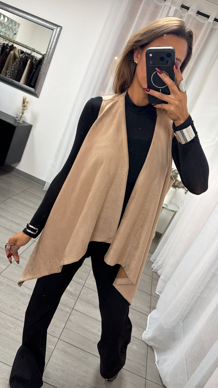 kürzere Velours Optik Weste im ausgefallenen Schnitt / beige Art. 61488