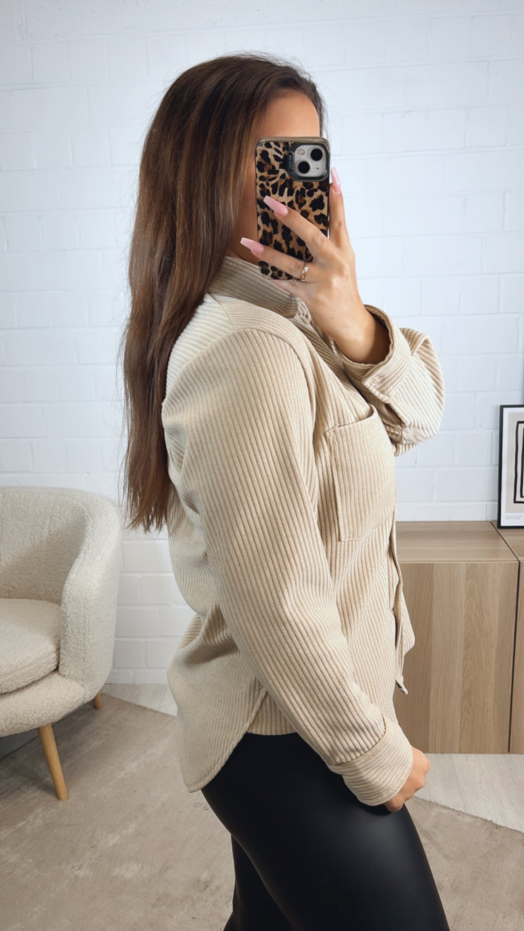 Bluse im Cord Look mit Brusttasche / beige Art. 12707