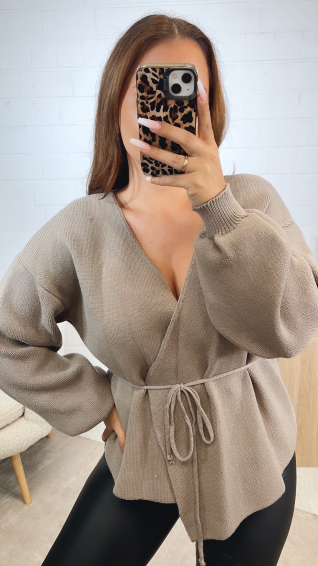 Strick Jacke zum Wickeln / beige - light taupe Art. 12433