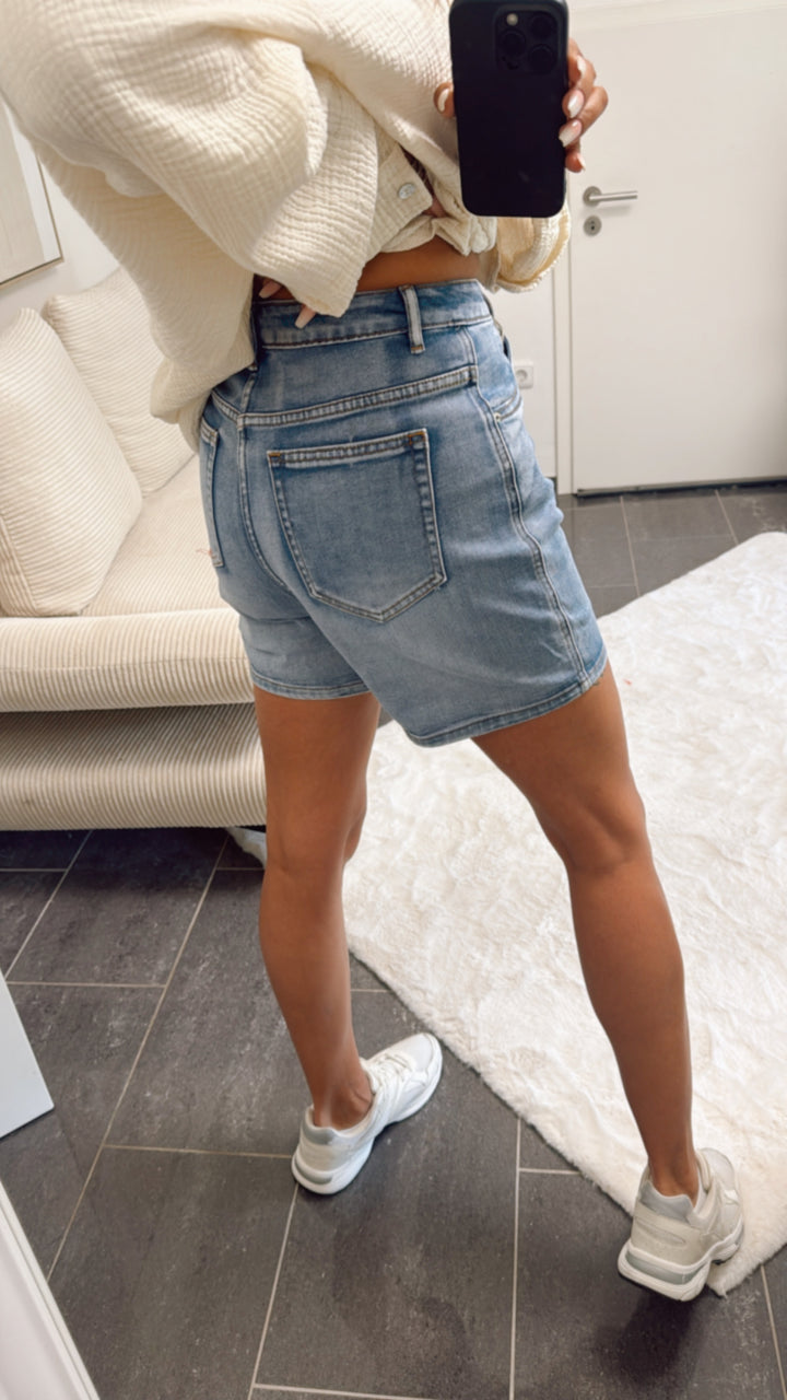schlichte Jeans Shorts " 7913" / mittlere Waschung Art. 10990