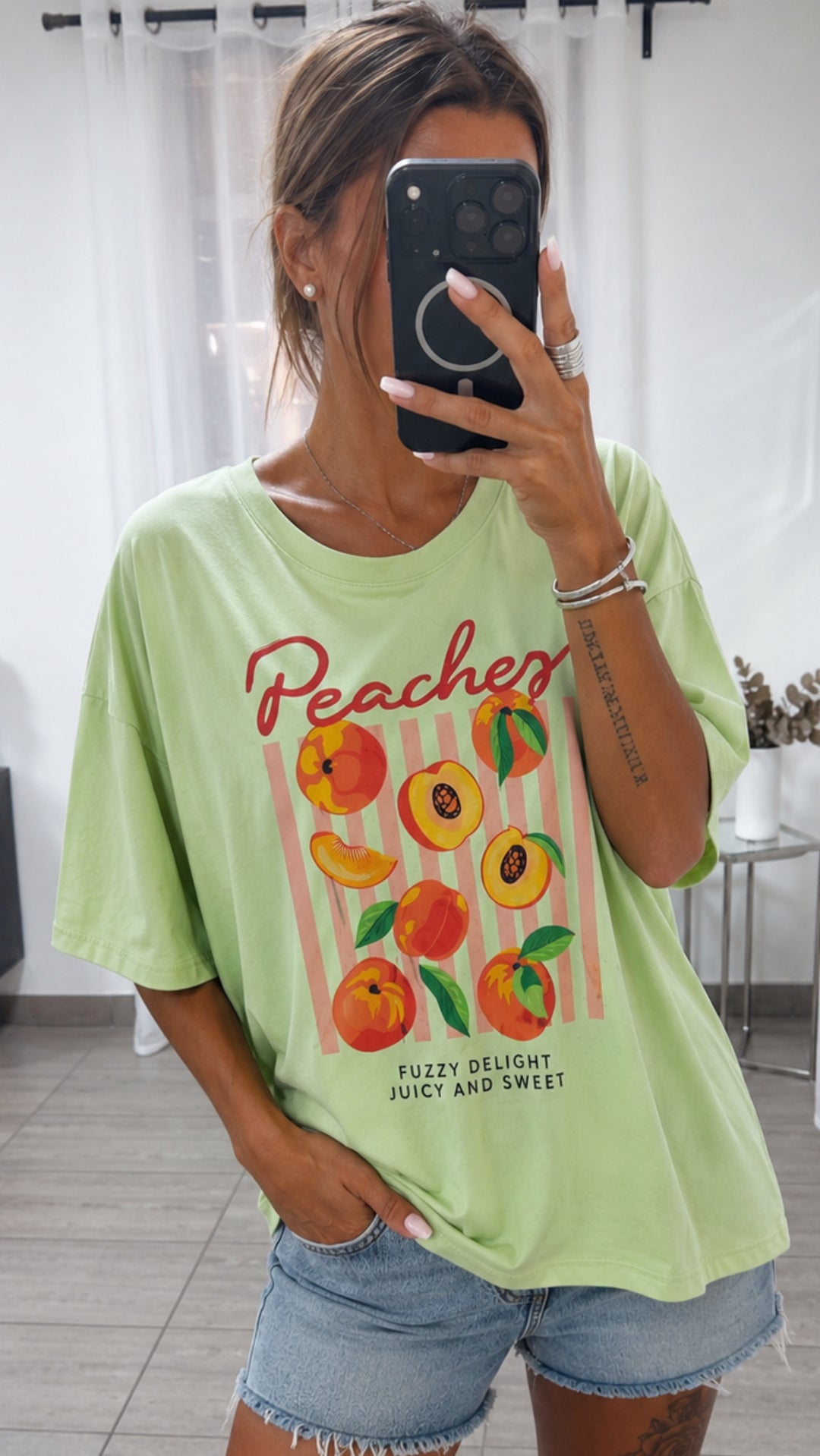Oversize Shirt " Peaches " / hell grün Art. 15598