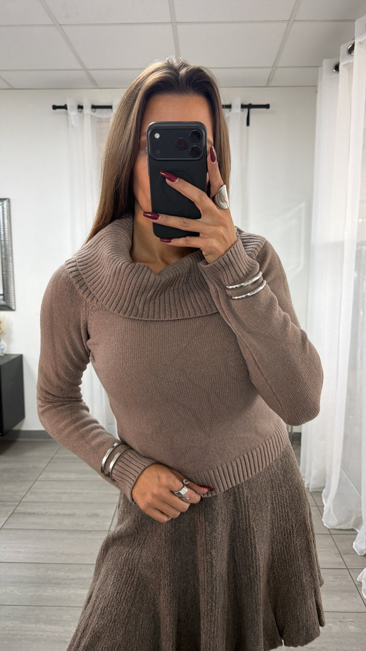 kurzer Strick Pullover mit variablem Schalkragen / taupe Art. 16722