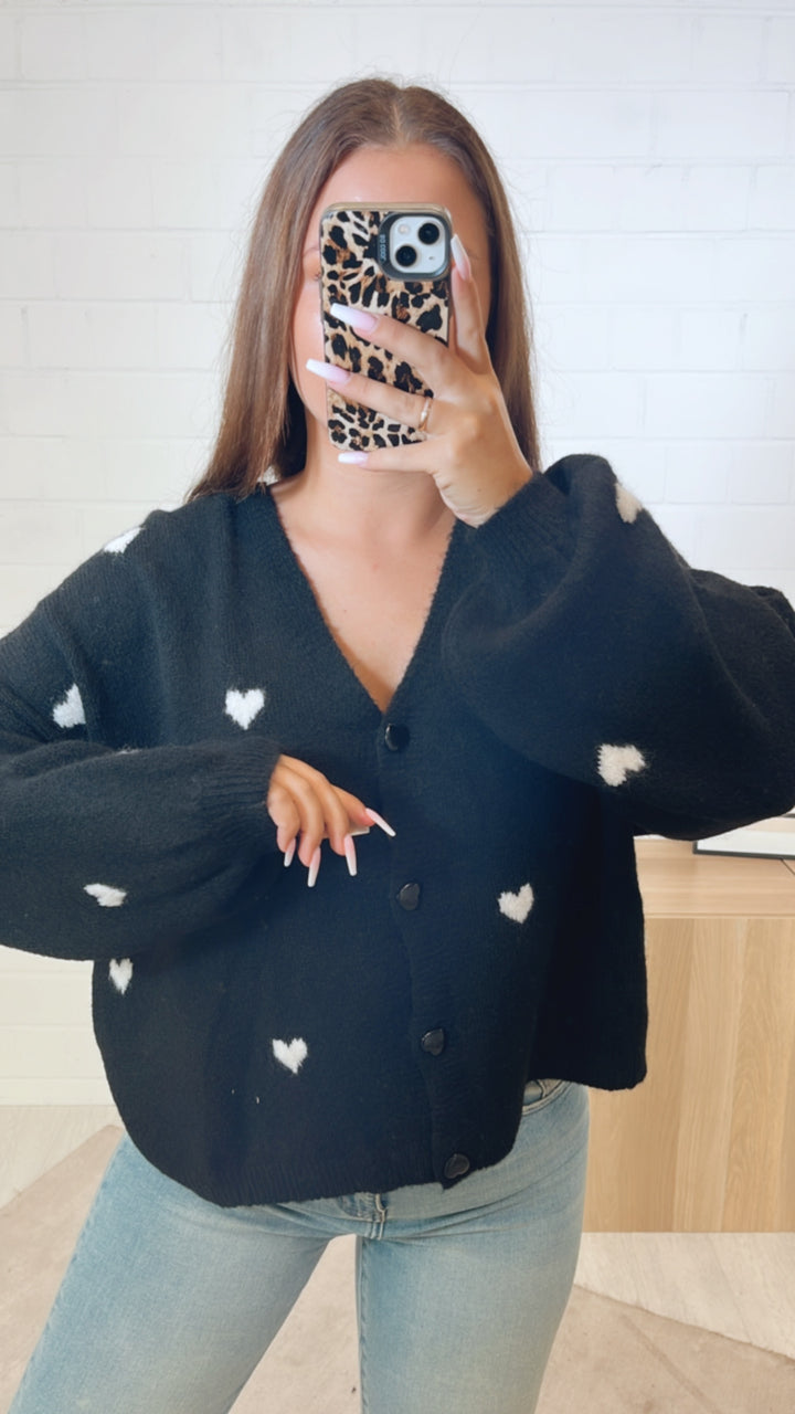 HERZKNÖPFE Cardigan mit Herzen / schwarz  - weiss Art. 11201
