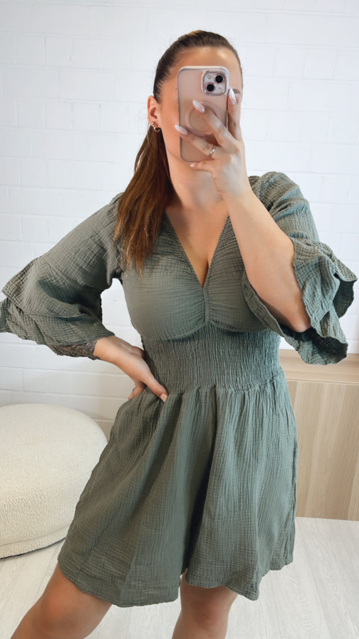 Musselin Jumpsuit mit elastischem Taillenbereich / khaki Art. 9748