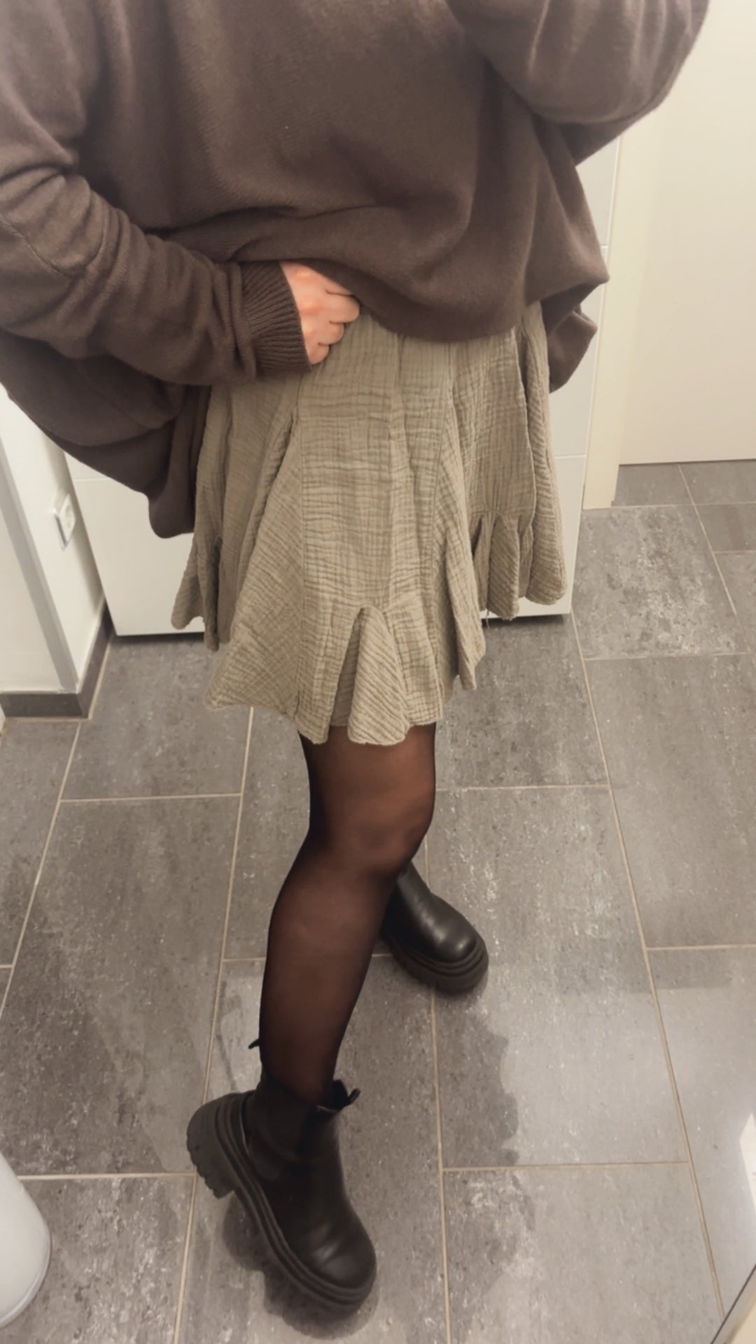 MUSSELIN ausgestellter Hosen Rock / taupe Art. 13058