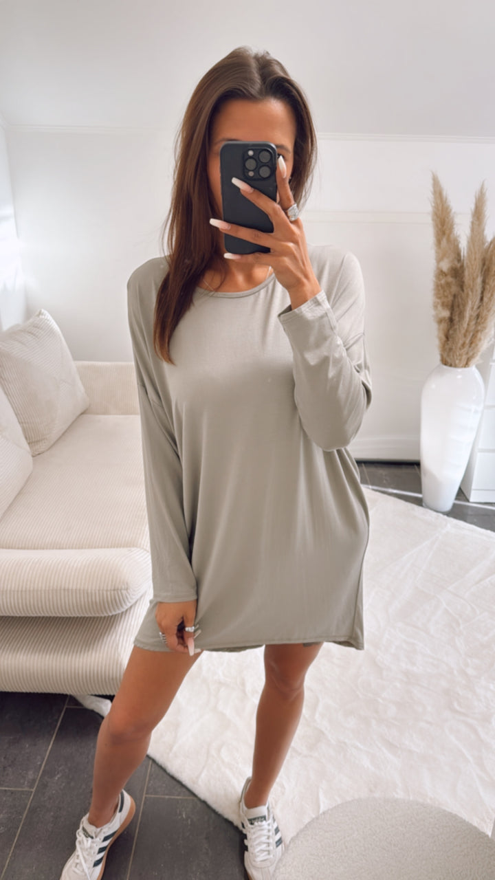 leichtes Kleid / langes Oberteil mit Fledermausärmeln / taupe Art. 9302