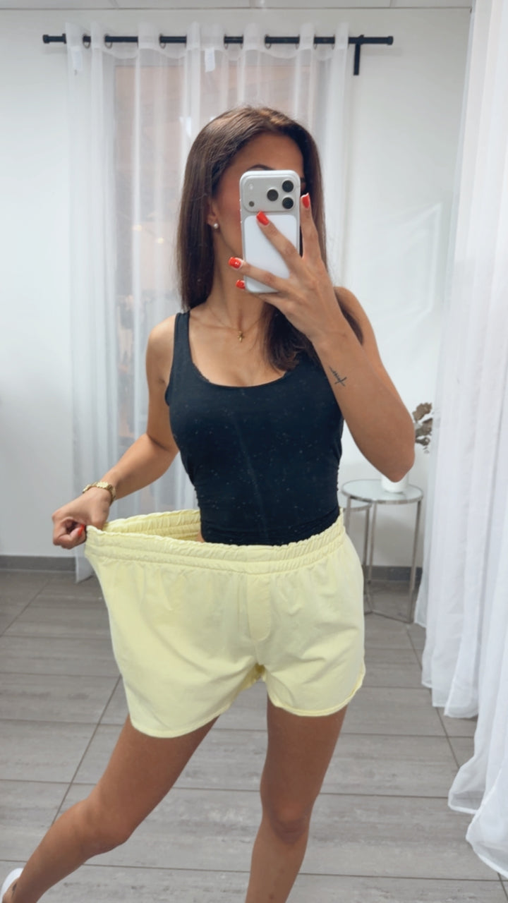 Sweat Shorts / soft gelb Art. 15489
