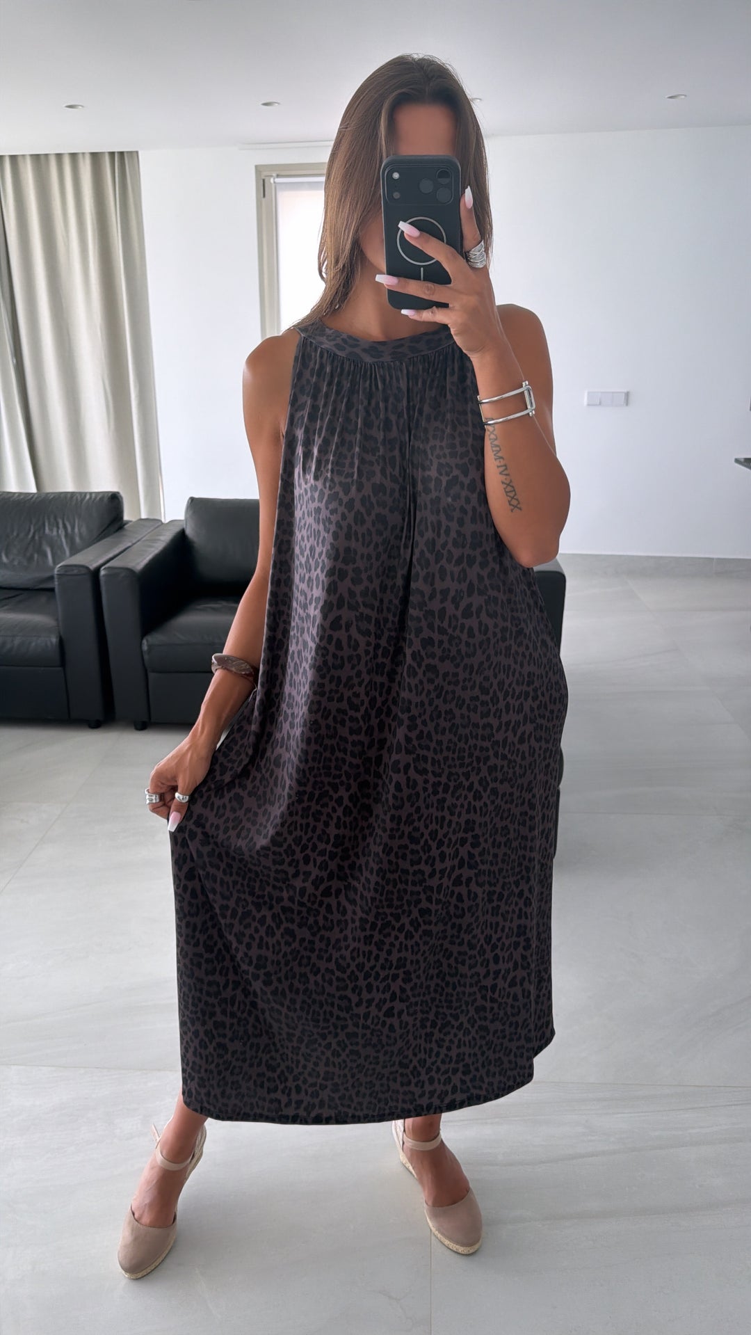 LEO Maxi A-Linien Kleid, Neckholder / braun - schwarz Art. 15987