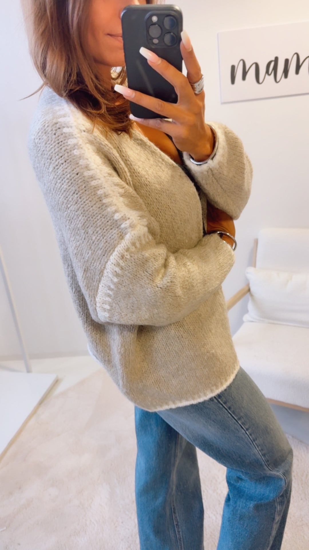 Cardigan mit abgesetzter Naht / beige - creme Art. 12578
