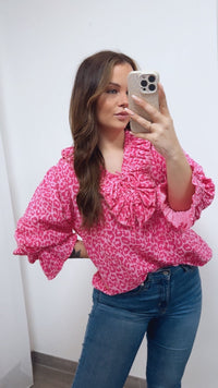 LEO Musselin Bluse mit Volant Ausschnitt / rosa - pink Art. 14729